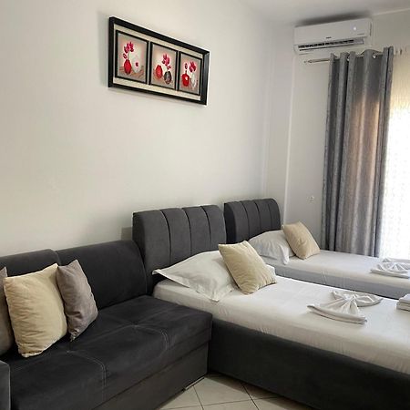 Niko Apartament Sarandë Exteriör bild