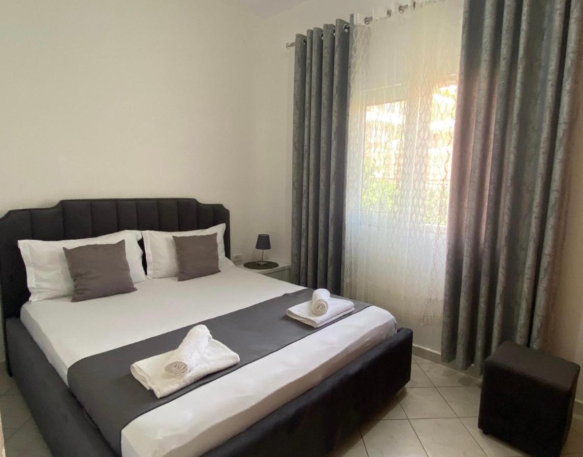 Niko Apartament Sarandë Exteriör bild